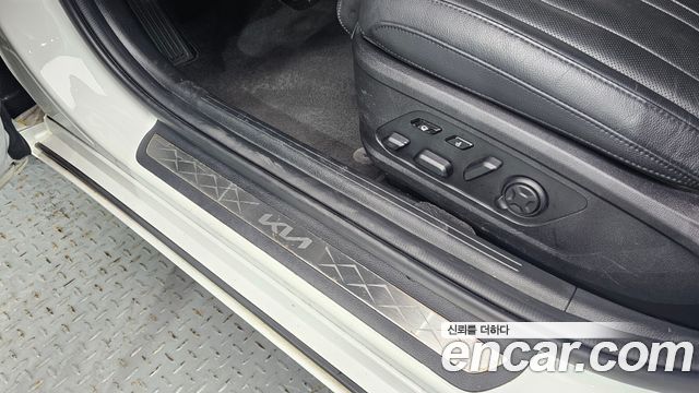 Kia K8 2023 — photo 28