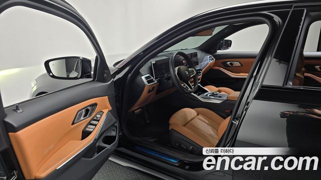 BMW 3-Series 2025 — photo 13