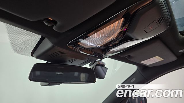 BMW 3-Series 2025 — photo 21