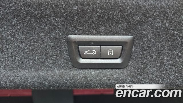 BMW 3-Series 2025 — photo 24