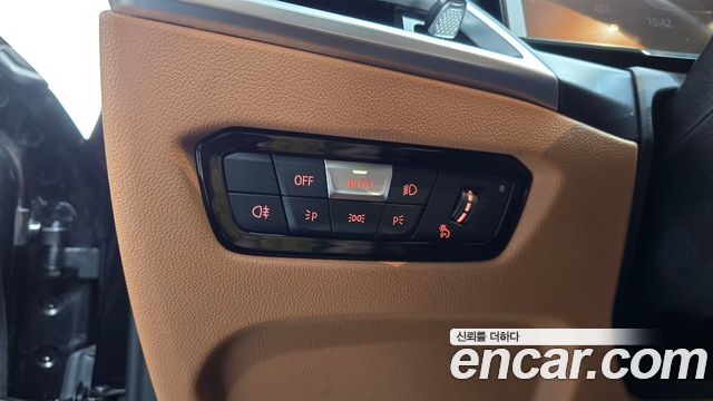 BMW 3-Series 2025 — photo 26