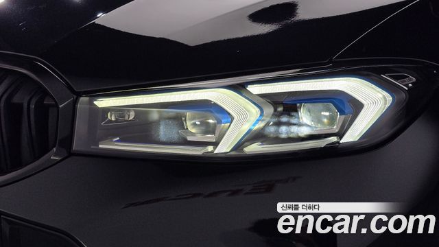 BMW 3-Series 2025 — photo 8