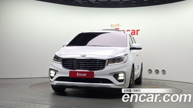 Kia Canival 2019 — photo 3