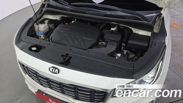 Kia Canival 2019 — photo 6