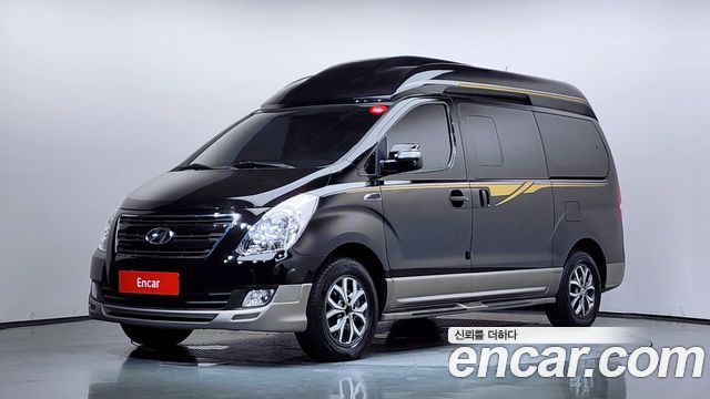Hyundai Starex 2016 — photo 1