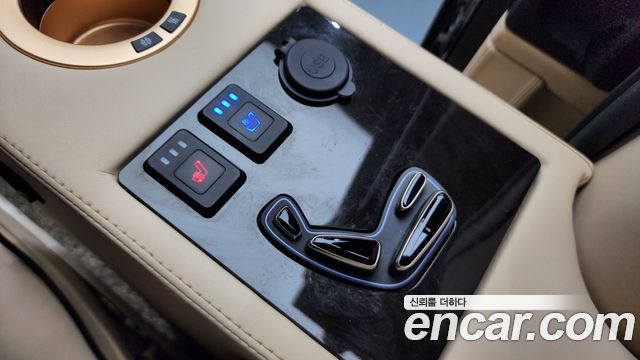 Hyundai Starex 2016 — photo 22