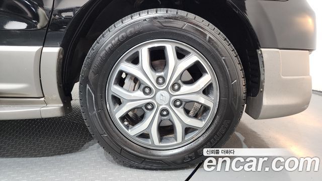 Hyundai Starex 2016 — photo 7