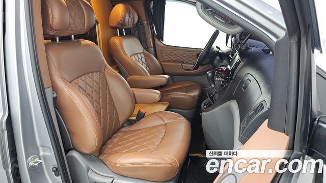 Hyundai Starex 2016 — photo 8