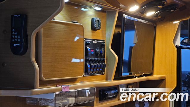 Hyundai Starex 2016 — photo 14