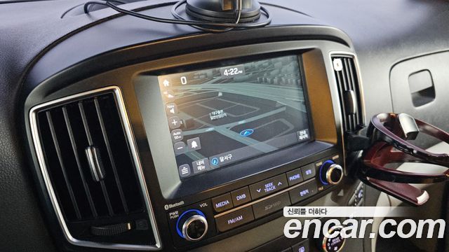 Hyundai Starex 2016 — photo 16