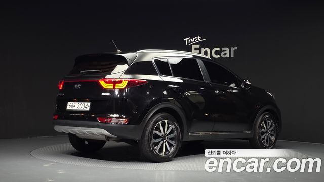 Kia Sportage 2016 — photo 2