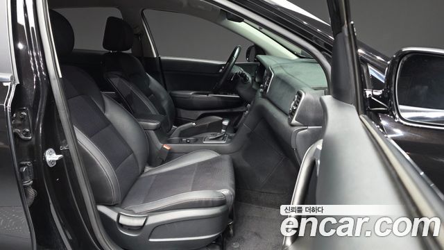Kia Sportage 2016 — photo 11