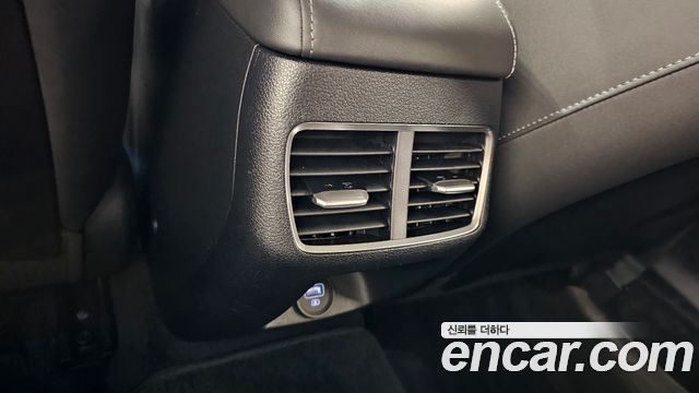 Hyundai Sonata 2022 — photo 25