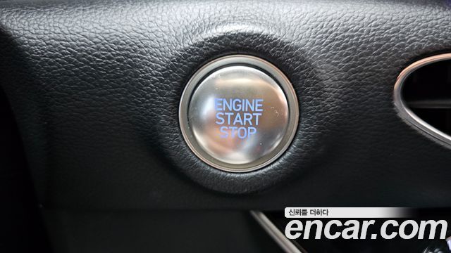 Hyundai Sonata 2022 — photo 30