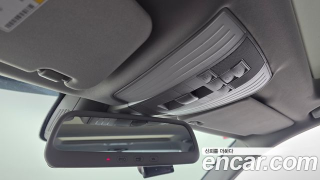 Mercedes-Benz E-Class 2012 — photo 17