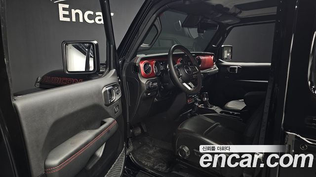 Jeep Gladiator 2023 — photo 13