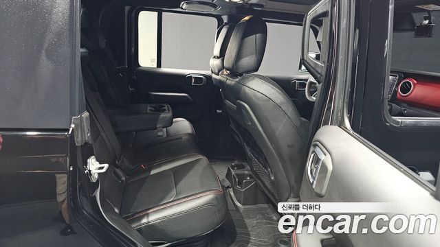 Jeep Gladiator 2023 — photo 17