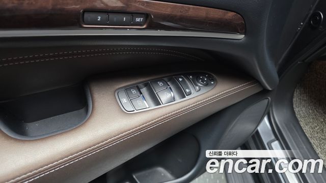 Infiniti QX60 2018 — photo 17