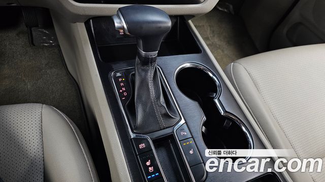 Kia Canival 2020 — photo 12