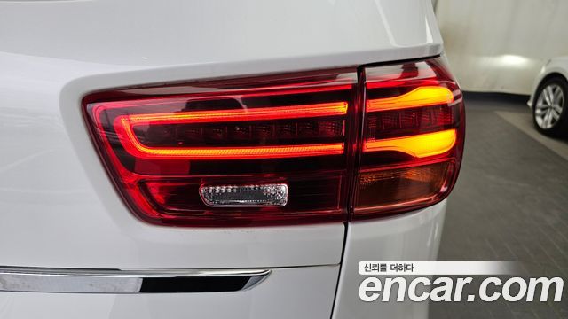 Kia Canival 2020 — photo 9