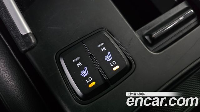 Hyundai Sonata 2010 — photo 17