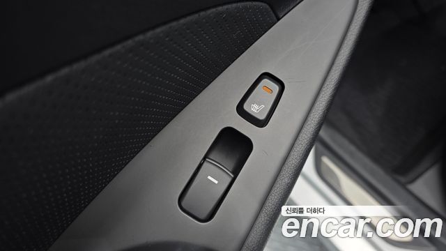 Hyundai Sonata 2010 — photo 18