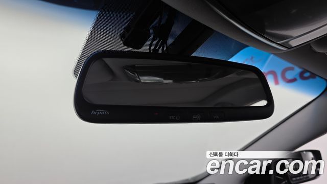 Hyundai Grandeur 2011 — photo 18