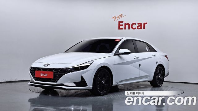 Hyundai AVANTE 2023 — photo 1