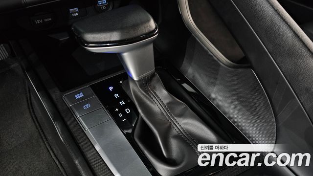 Hyundai AVANTE 2023 — photo 12