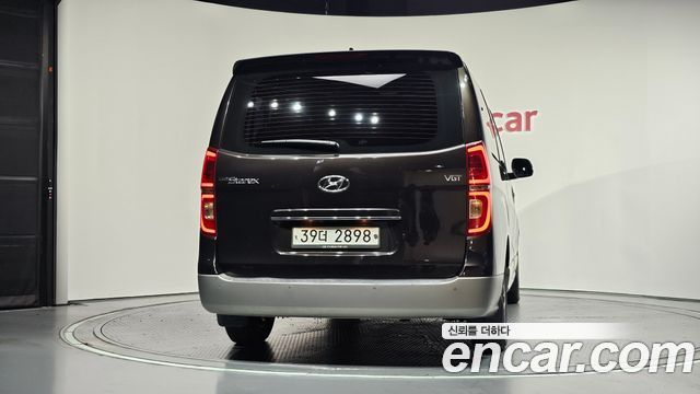 Hyundai Starex 2019 — photo 4