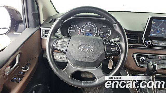 Hyundai Starex 2019 — photo 19
