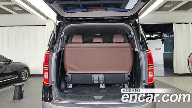 Hyundai Starex 2019 — photo 26