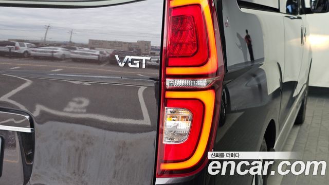 Hyundai Starex 2019 — photo 9