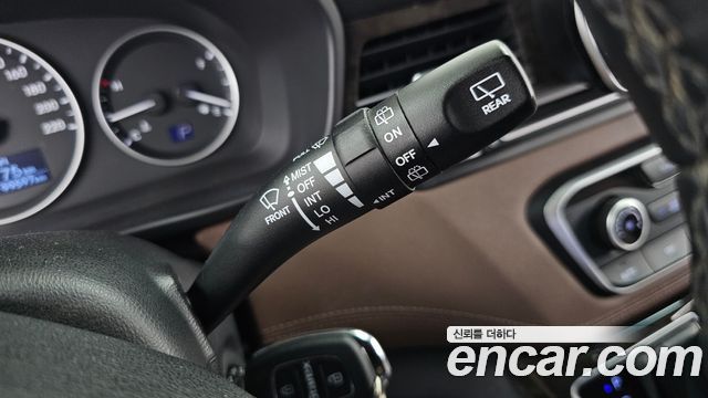 Hyundai Starex 2019 — photo 27