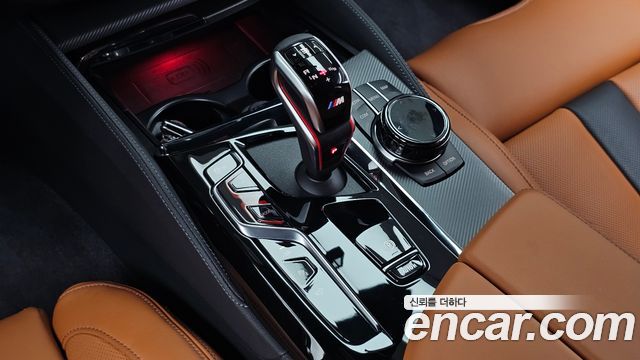 BMW M5 2022 — photo 12