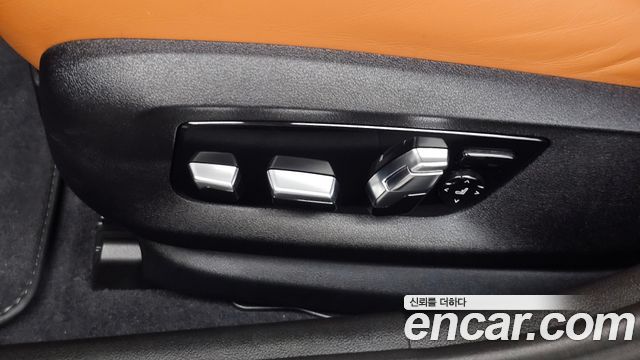 BMW M5 2022 — photo 16