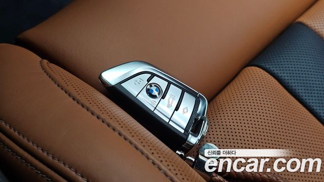 BMW M5 2022 — photo 33