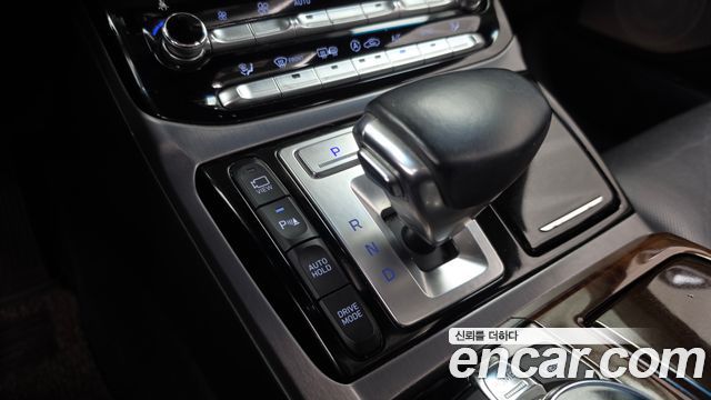 Genesis EQ900 2016 — photo 9