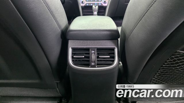 Hyundai AVANTE 2017 — photo 18