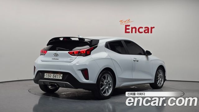Hyundai Veloster 2018 — photo 2