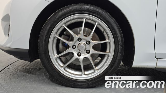 Hyundai Veloster 2018 — photo 5