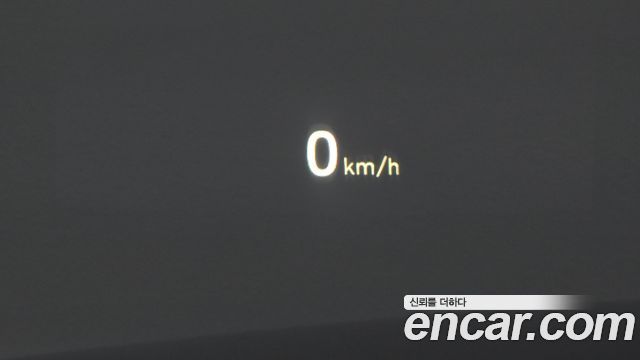 Genesis G90 2019 — photo 22