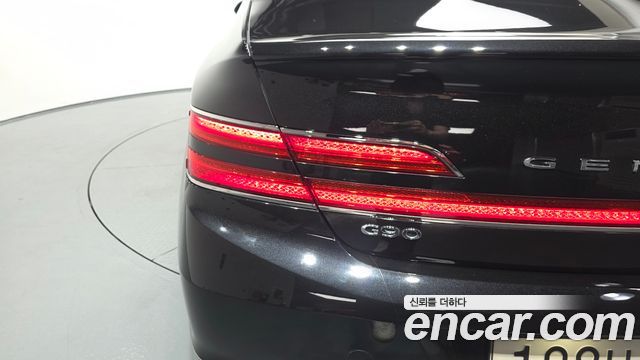Genesis G90 2019 — photo 9