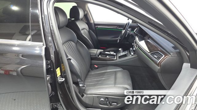 Genesis G90 2019 — photo 16