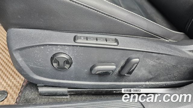 Volkswagen Jetta 2023 — photo 31