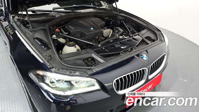 BMW 5-Series 2016 — photo 6