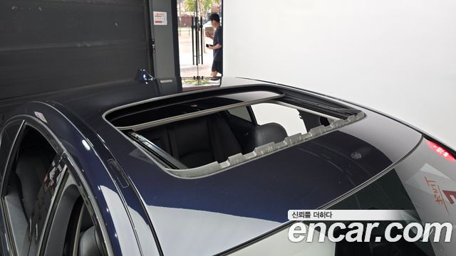 BMW 5-Series 2016 — photo 20