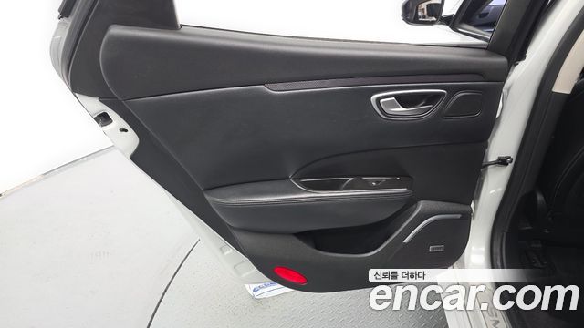 Renault Korea SM6 2016 — photo 15