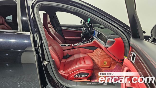 Porsche Panamera 2018 — photo 17