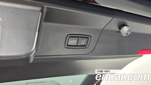 Porsche Panamera 2018 — photo 26